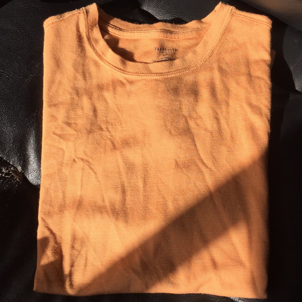 VanHeusen T-Shirt